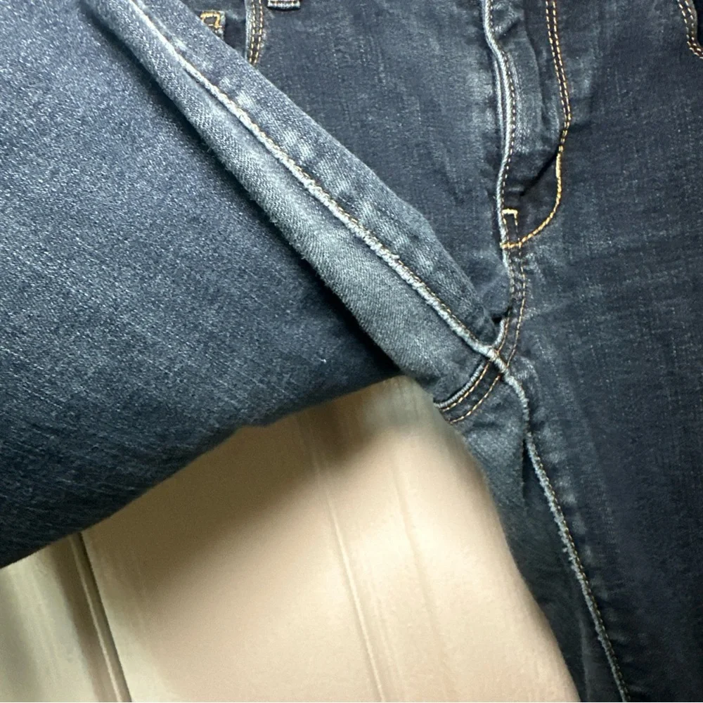 American Eagle Women’s Jeans Size 8 Regular Color Blue‎
